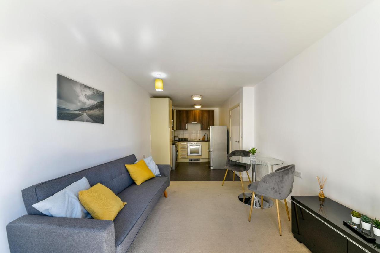 Appartamento Luxe 1 Bed Flat 5 Mins To Stratford - Free Parking Londra Esterno foto